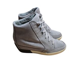 Sorel Out N About Dove Quarry Wedge Shoes Sneaker Gray NL4443-081, Womens Size 9
